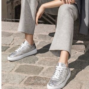 Salvatore Ferragamo Leather Trainers Silver Size 9